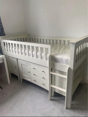 Hastings kids bedroom - m&s,